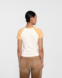 Cherry LA T-Shirt Bebe Raglan (Camel) | Aux Femmes